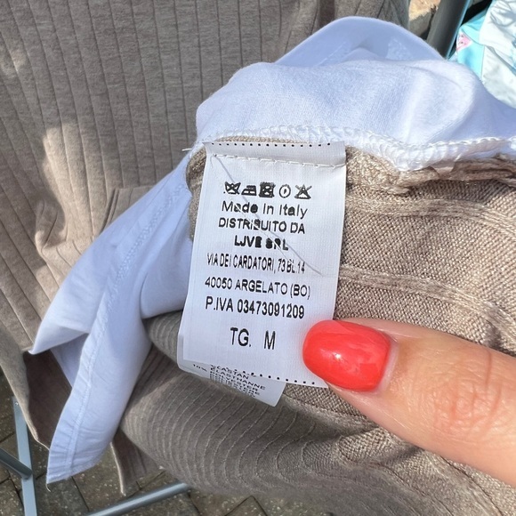 Ljve Italian sweater blazer with tee with cashmere feeling size M in beige color - Picture 7 of 7